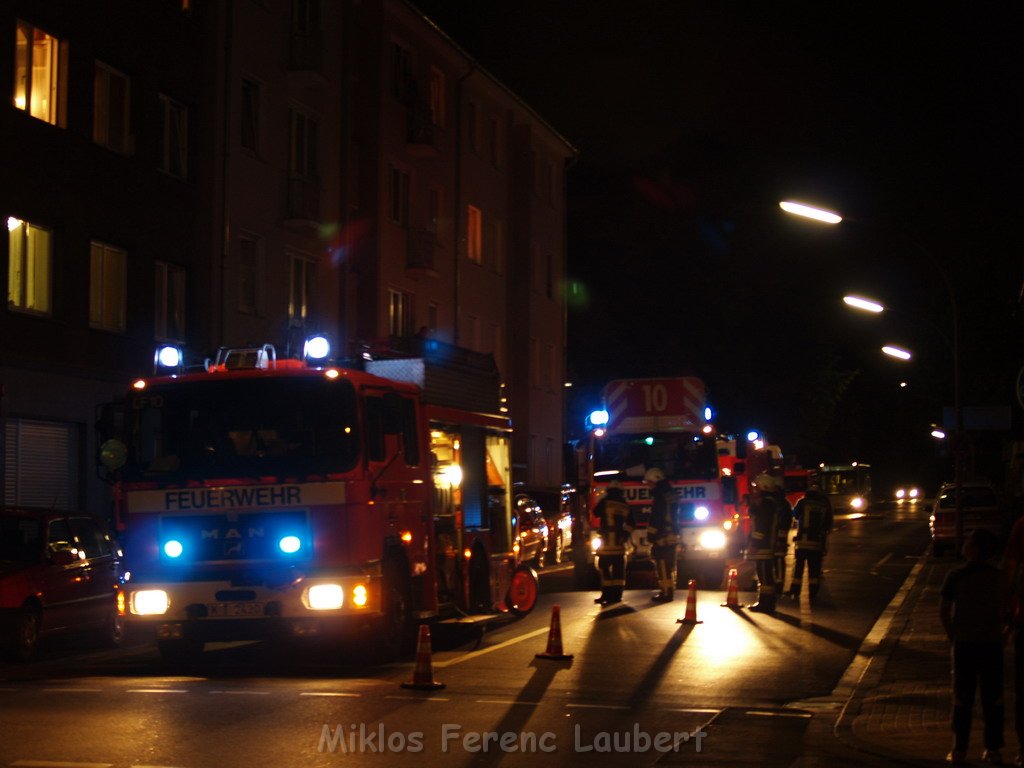 Brand Zimmer Koeln  Grembergerstr  02.JPG